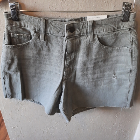 Universal Thread Pants - Women's size 6 shorts.